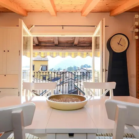 Sleeps 4 Air Con Wifi Bellagio